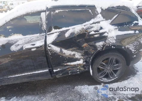 2022 Acura Rdx A-Spec Package z USA, uszkodzony, nr VIN 5J8TC2H64NL008229